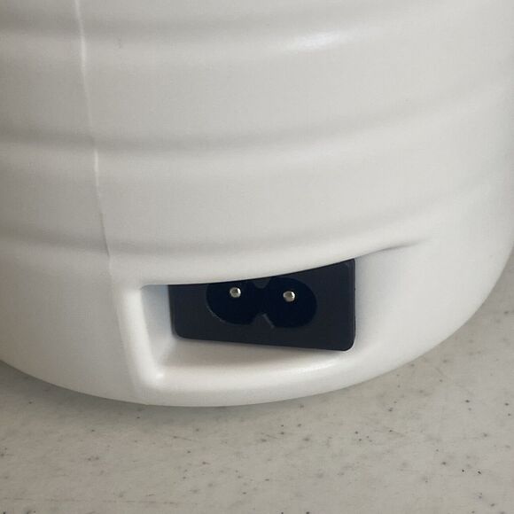 Curtis Stone UV Knife Block With Cutting Boards & Cutting Board Holder Sanitary - Picture 8 of 12